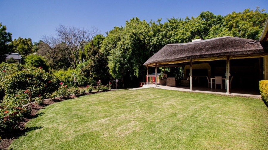 To Let 4 Bedroom Property for Rent in Helderberg Estate Western Cape